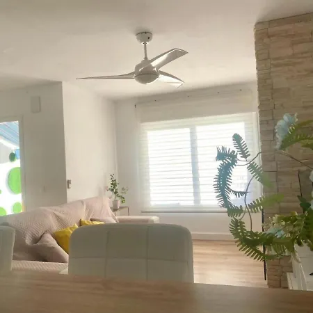 Casa Cristina By Solymar بيت للعطل بيناخارافي